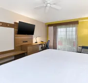 Holiday Inn Express & Suites Petoskey by IHG hotel detail image 4