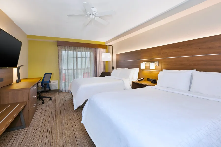 Holiday Inn Express & Suites Petoskey by IHG hotel detail image 6