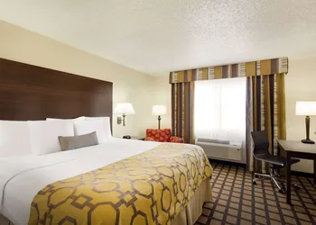 Baymont by Wyndham Salina hotel thumbnail 4