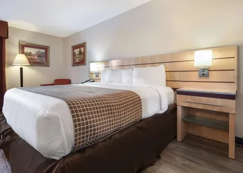 SureStay Plus Hotel by Best Western Tarboro hotel thumbnail 4