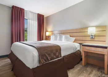 SureStay Plus Hotel by Best Western Tarboro hotel thumbnail 6