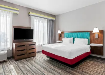 Hampton Inn & Suites Lathrop hotel thumbnail 5