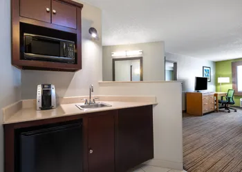 Holiday Inn Express & Suites Wheat Ridge-Denver West by IHG hotel thumbnail 5
