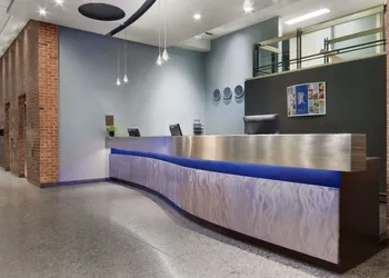 Travelodge Hotel by Wyndham Montreal Centre hotel thumbnail 2