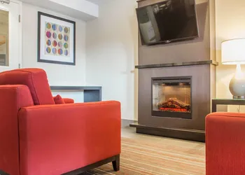 Comfort Inn Brantford hotel thumbnail 3