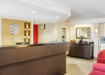 Comfort Inn Brantford hotel thumbnail 5