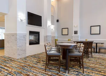Homewood Suites by Hilton Bloomington hotel thumbnail 4