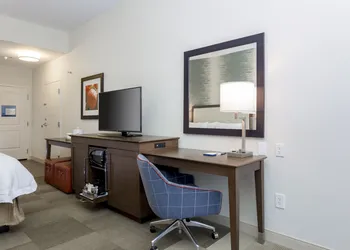 Hampton Inn Santa Barbara/Goleta hotel thumbnail 8