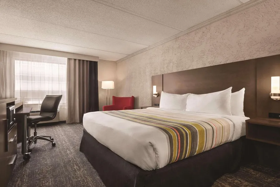 Country Inn & Suites by Radisson, Mt. Pleasant-Racine West, WI hotel detail image 6
