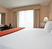 Holiday Inn Express Hotels and Suites Dayton North Tipp City by IHG hotel detail image 4