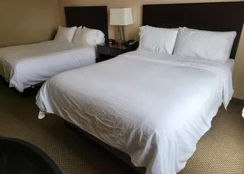 Holiday Inn Express Hotels and Suites Dayton North Tipp City by IHG hotel thumbnail 5