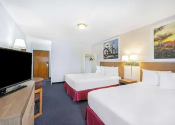 Days Inn by Wyndham Monticello hotel thumbnail 5