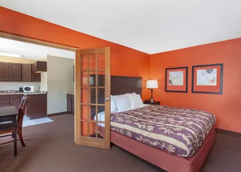 AmericInn by Wyndham Ham Lake hotel thumbnail 6