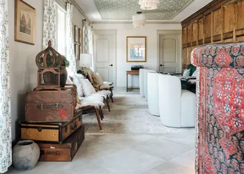 Uncommoner Hotel by Reverie Boutique Collection hotel thumbnail 4