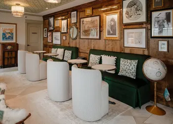 Uncommoner Hotel by Reverie Boutique Collection hotel thumbnail 5