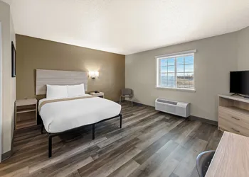 Birch Hill Suites Columbia hotel thumbnail 2