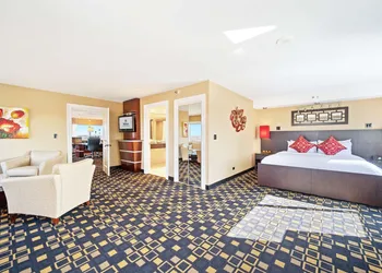 Hilton Chicago/Oak Brook Suites hotel thumbnail 7