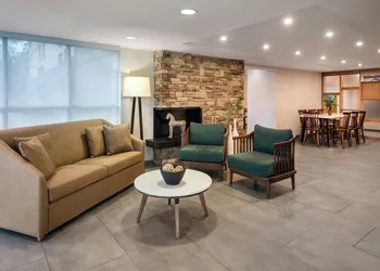 Fairfield Inn By Marriott Amesbury hotel thumbnail 2