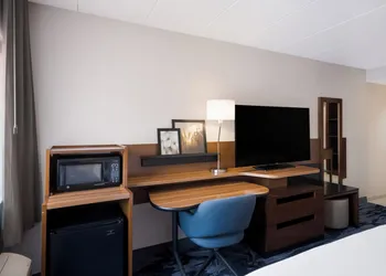Fairfield Inn By Marriott Amesbury hotel thumbnail 3