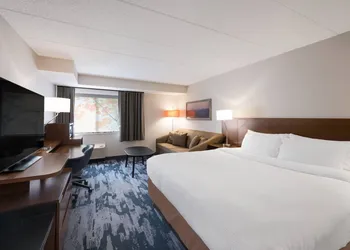 Fairfield Inn By Marriott Amesbury hotel thumbnail 6
