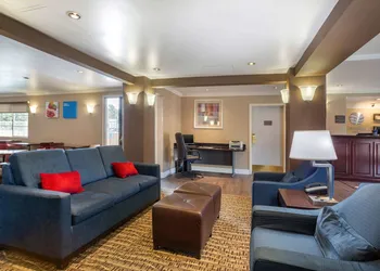 Comfort Inn Castro Valley hotel thumbnail 2