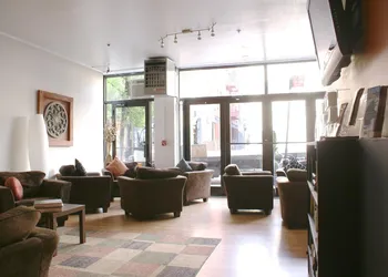 Off Soho Suites Hotel hotel thumbnail 2