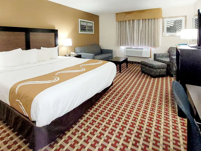 Quality Inn & Suites Marion hotel detail image 6
