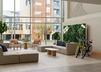 DoubleTree by Hilton Virginia Beach hotel thumbnail 3