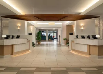 DoubleTree by Hilton Virginia Beach hotel thumbnail 6