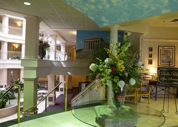 Bella Vista Suites hotel thumbnail 4