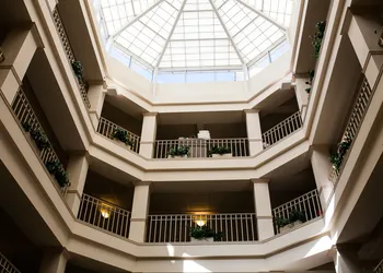 Bella Vista Suites hotel thumbnail 7