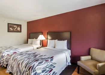 Red Roof Inn Washington, PA hotel thumbnail 6