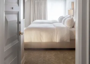 Château Vaudreuil hotel thumbnail 4