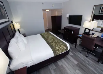 Best Western Paramus Hotel & Suites hotel thumbnail 5