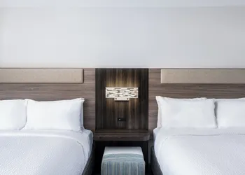 Holiday Inn Express Atlanta West - Theme Park Area by IHG hotel thumbnail 8