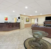 Super 8 by Wyndham Cambridge/Kitchener/Waterloo Area hotel detail image 3