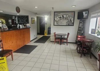 Super 8 by Wyndham Massena NY hotel thumbnail 4
