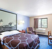 Super 8 by Wyndham Massena NY hotel detail image 7