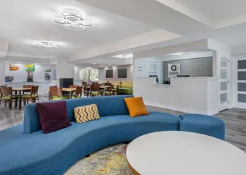 Quality Inn & Suites Orlando East - UCF Area hotel thumbnail 3