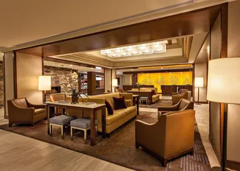 DoubleTree by Hilton Pittsburgh - Green Tree hotel thumbnail 2