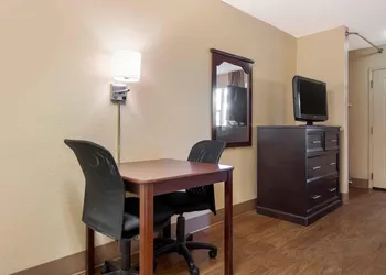 Extended Stay America Suites Chesapeake Crossways Blvd hotel thumbnail 8