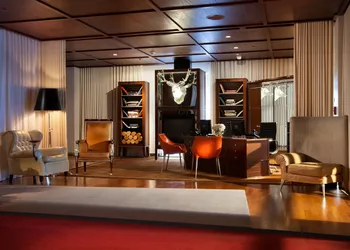 SLS Hotel, a Luxury Collection Hotel, Beverly Hills hotel thumbnail 2