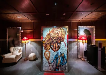 SLS Hotel, a Luxury Collection Hotel, Beverly Hills hotel thumbnail 4