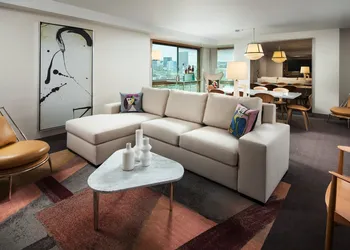 SLS Hotel, a Luxury Collection Hotel, Beverly Hills hotel thumbnail 7