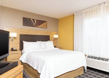 Towneplace Suites by Marriott East Lansing hotel thumbnail 8