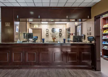Comfort Inn Syosset - Long Island hotel thumbnail 2