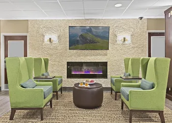 Comfort Inn Syosset - Long Island hotel thumbnail 4