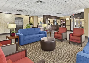 Comfort Inn Syosset - Long Island hotel thumbnail 6
