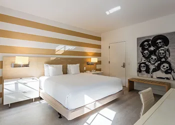 Pestana South Beach Art Deco Miami hotel thumbnail 4