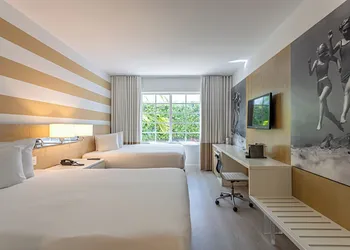 Pestana South Beach Art Deco Miami hotel thumbnail 8